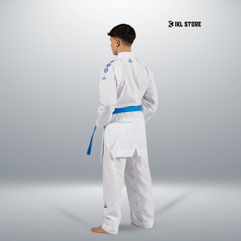 Daedo WKF Approved Light Pro Kumite Gi Daedo WKF Approved Light Pro Kumite Gi